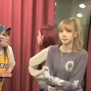 😐