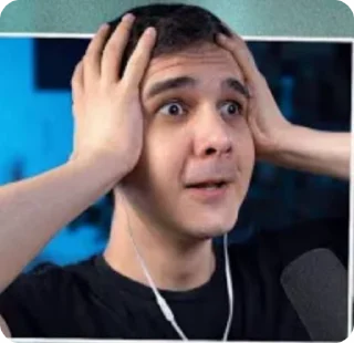 😨