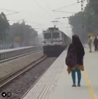 😂