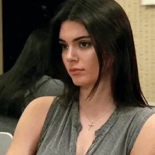 😐