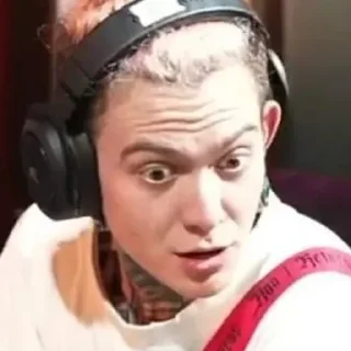 😳