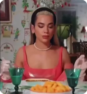 😘