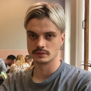 😐