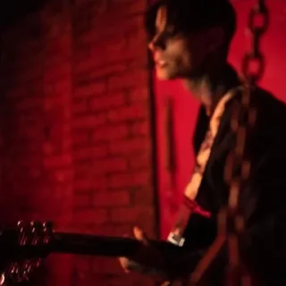 🎸