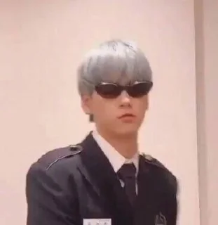😎