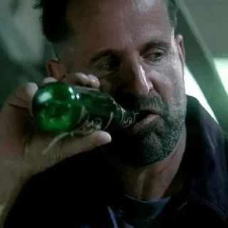 🍾