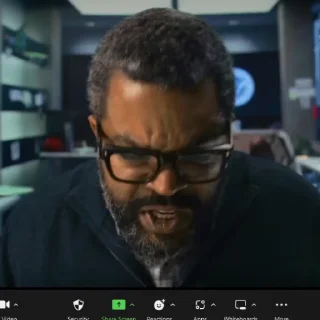🤨