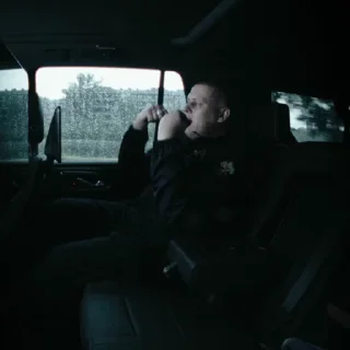 ✌️