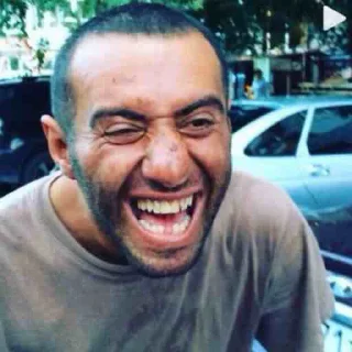 😂