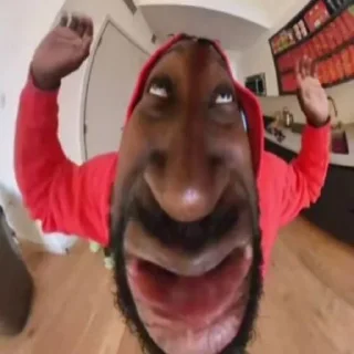 😱