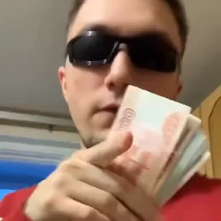 🤑