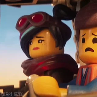 ☹