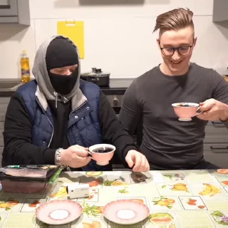 🤔