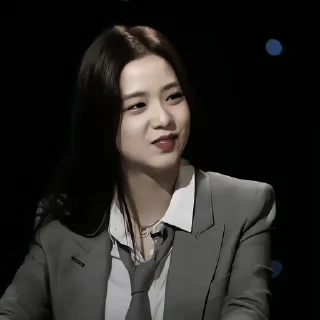 kim jisoo. @vaysupe @Ctikerubot