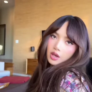 📸