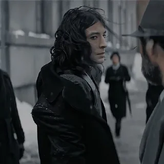 🎬