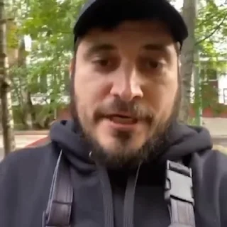 😭