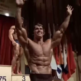 🥇