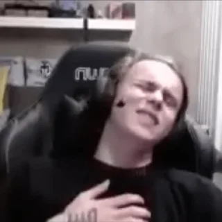 🤒