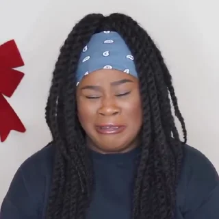 😭