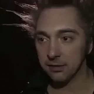 😮