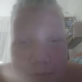 😂