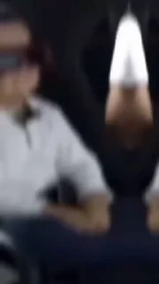 😎