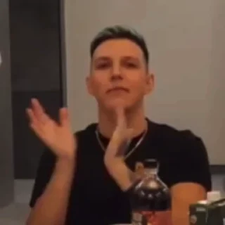 👏