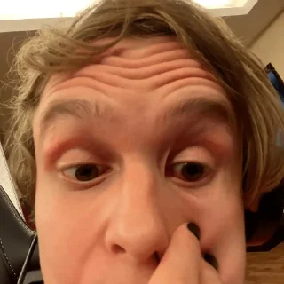 👀