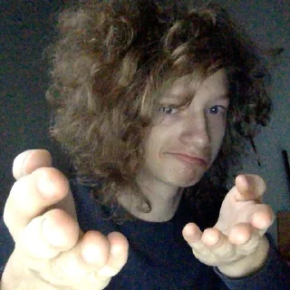 😐