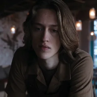 😐