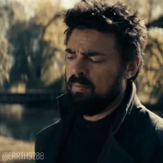 🗣