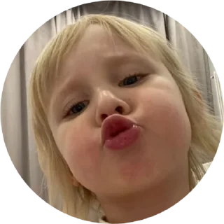 😘