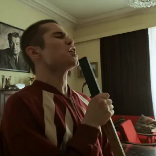 🎤