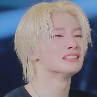😭