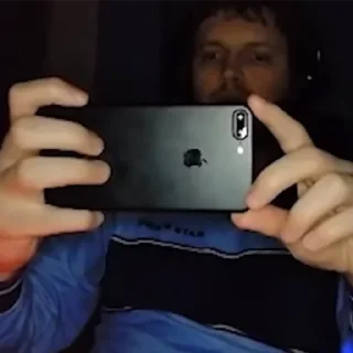 😱