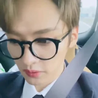 🧐
