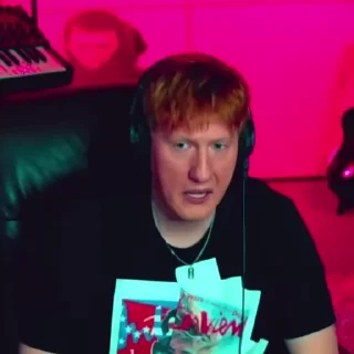 😂