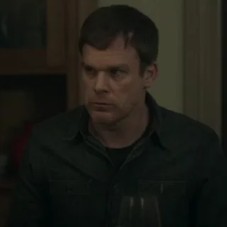 😳