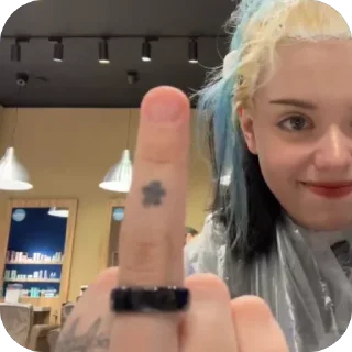 🫥