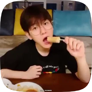 😏