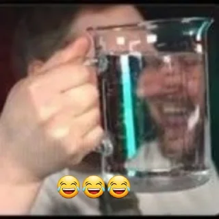 😂