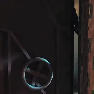 ⚡