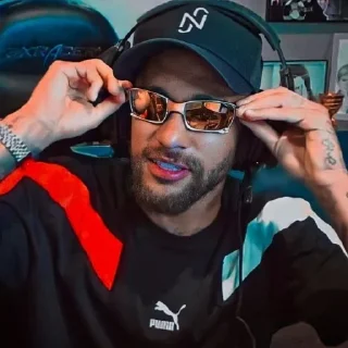 😎