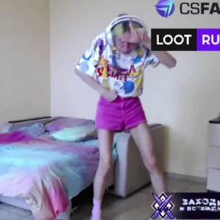 🥳