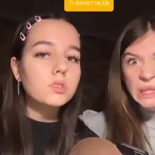 😜