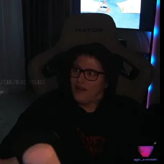 😧