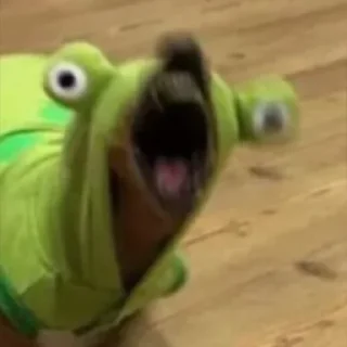 😡