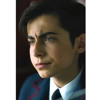 😠