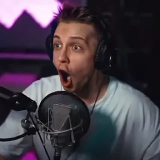 😧